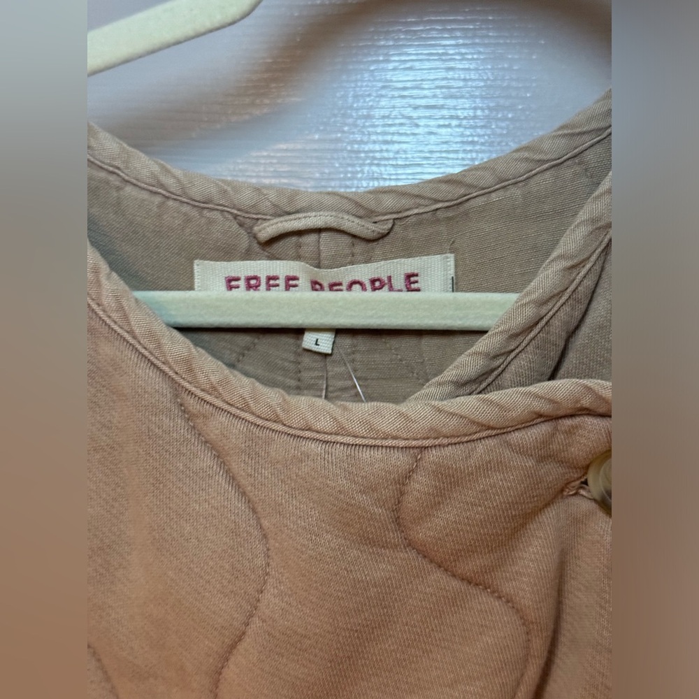 NWT Free People Women’s Gwynnie Quilted Jacket in Champagne Diamonds Large - Picture 10 of 14